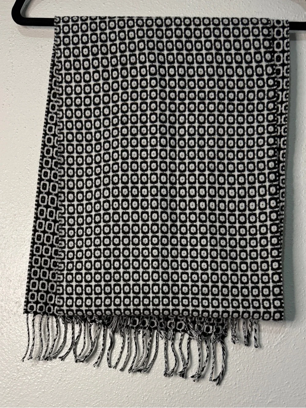 100% Cashmere Scarf.  Made in Scotland  - Black & White. 12” X 68”